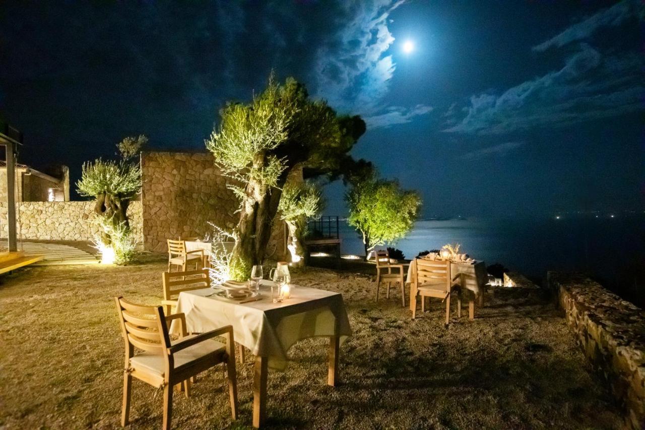 Momos Otel (Adults Only) Ayvacik Exterior photo
